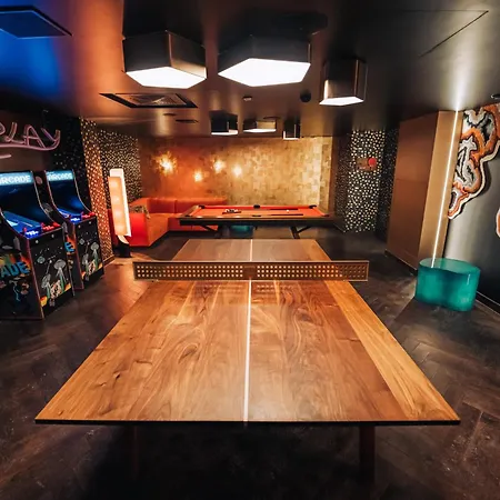 Wat De In De Buurt Zurich?