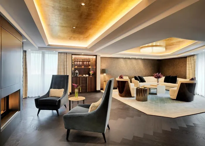 Wat De In De Buurt Zurich? 5*