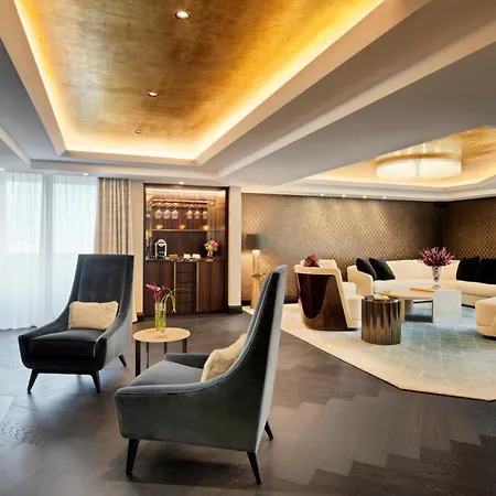 Five - Luxury 5*