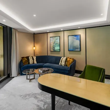 Five - Luxury Hotel 5*