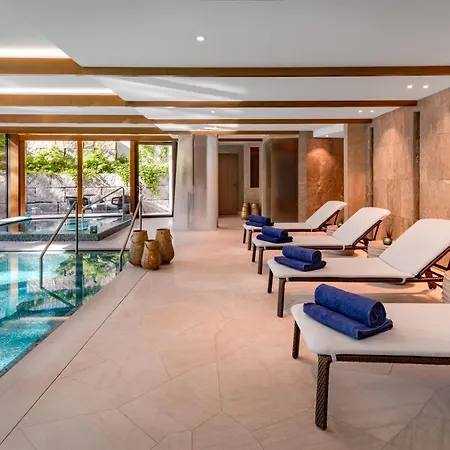 Five - Luxury Ζυρίχη