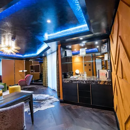 Five - Luxury 5* Zurique