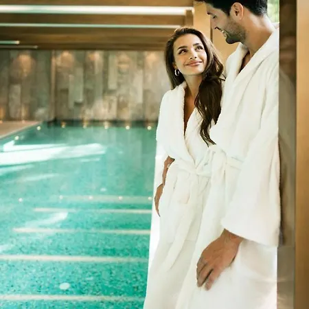 Five - Luxury Hotel 5*