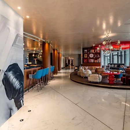 Five - Luxury מלון 5*