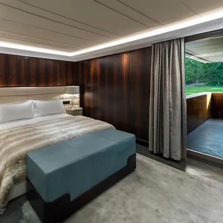 Five - Luxury 5*