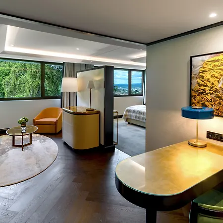 Ξενοδοχείο Five - Luxury 5*