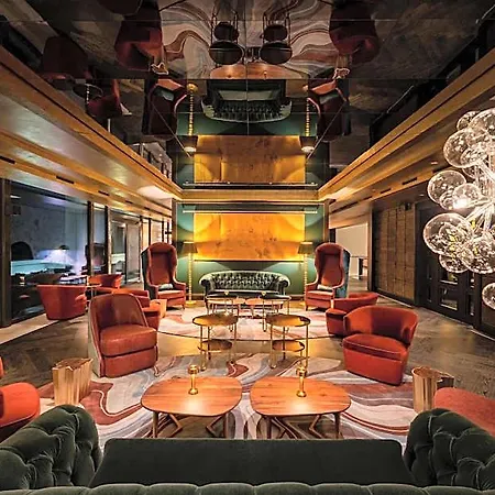 Five - Luxury Szálloda Zürich