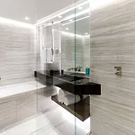Five - Luxury 5* ציריך