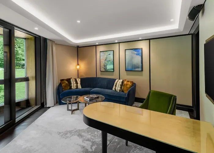 Five - Luxury Ξενοδοχείο 5*