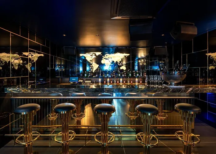 Five - Luxury Ζυρίχη