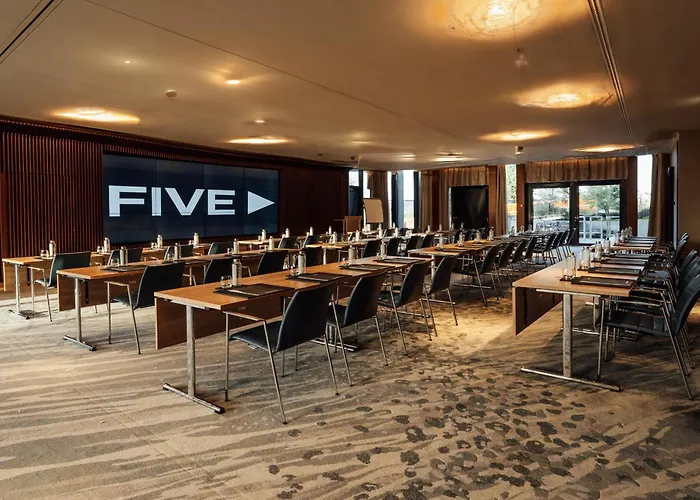 Five - Luxury Szálloda 5*